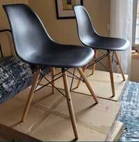 2 cadeiras estilo Charles Eames
Eames