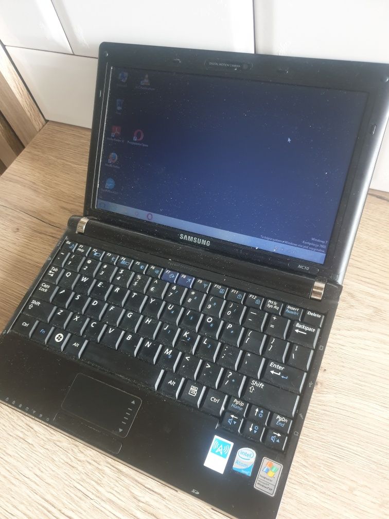 Netbook Samsung nc10 10"