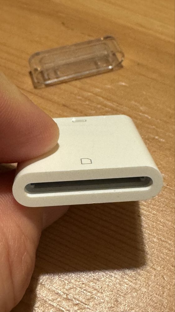 Adapter Apple 30-pin na karty pamięci SD