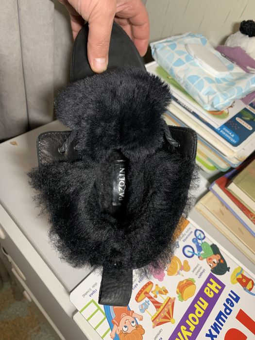 Продам Ботинки Carlo Pazolini