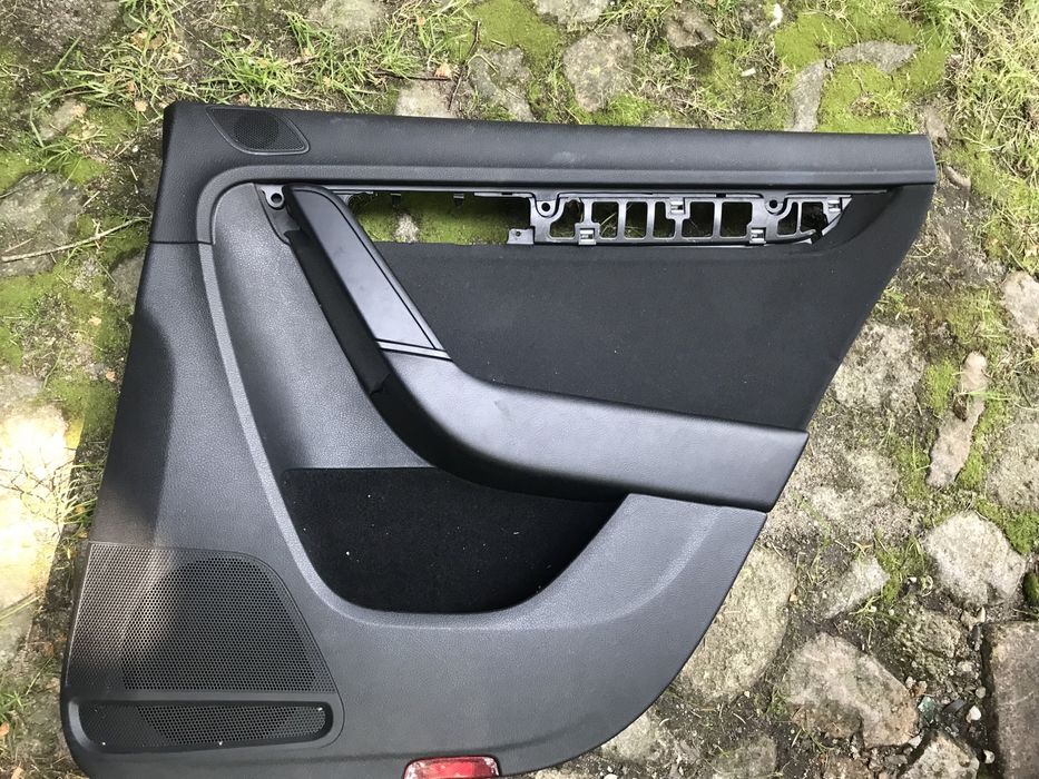 Boczki tapicerka vw passat b7 kombi