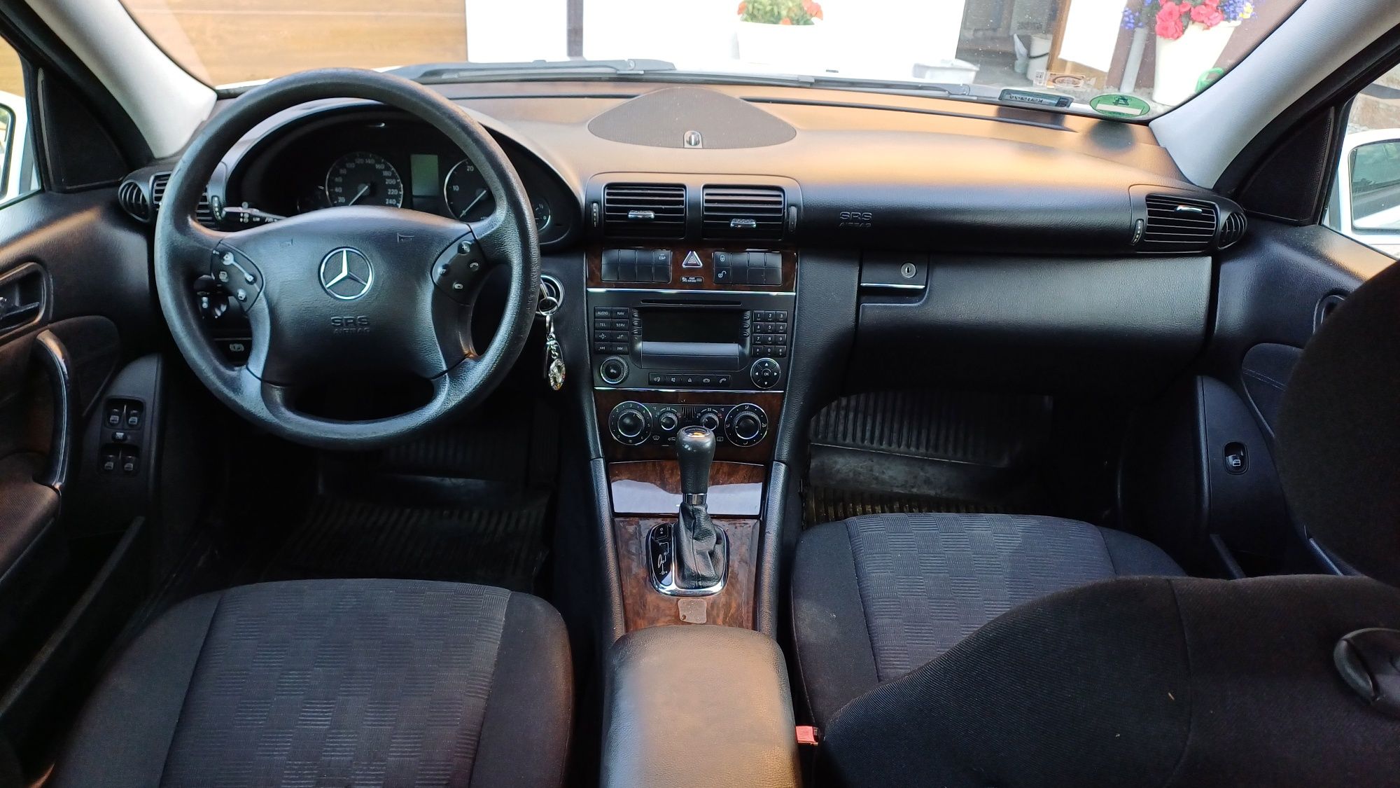 Mercedes Benz C klasa W203 2.2 CDI Kombi 2004 / Automat / Hak