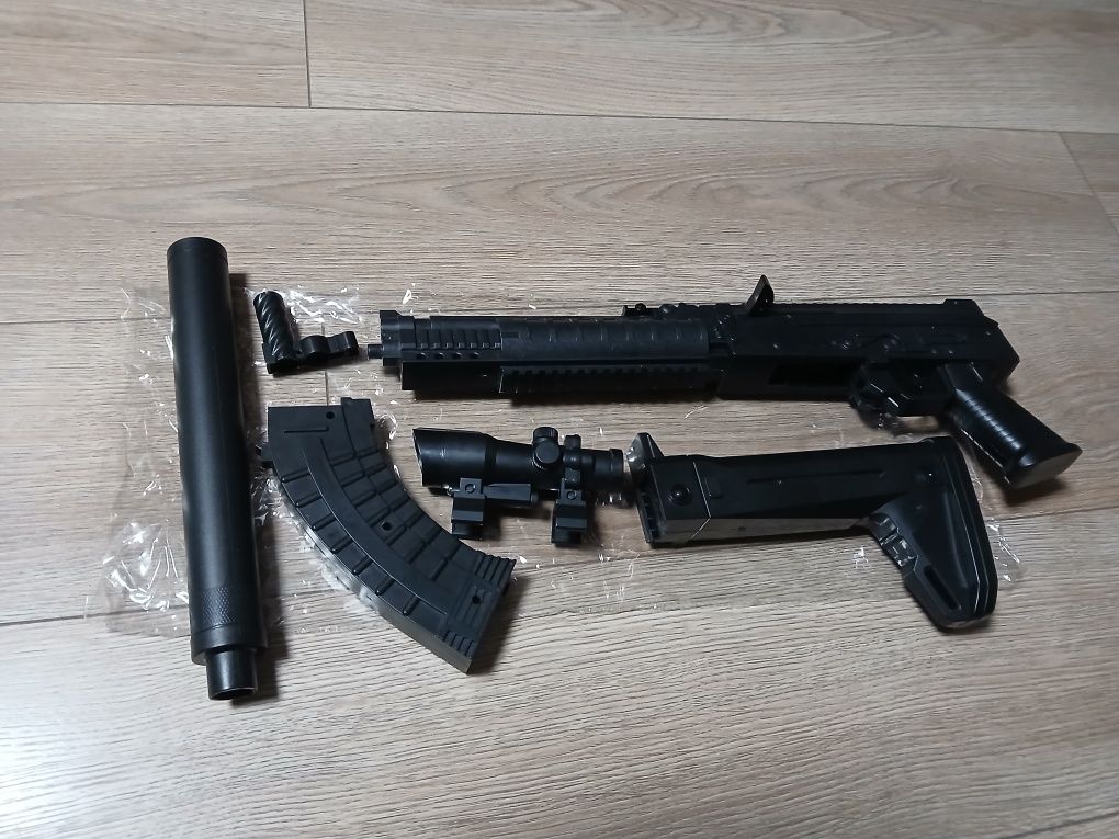 Продам Лазерний пістолет АK-13