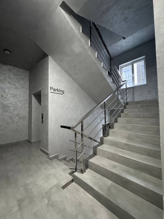 Продаж квартири  в центрі міста