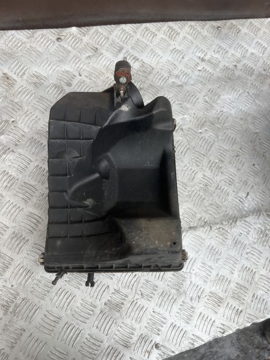 Корпус воздушного фильтра Opel astra classic астра опель 08год