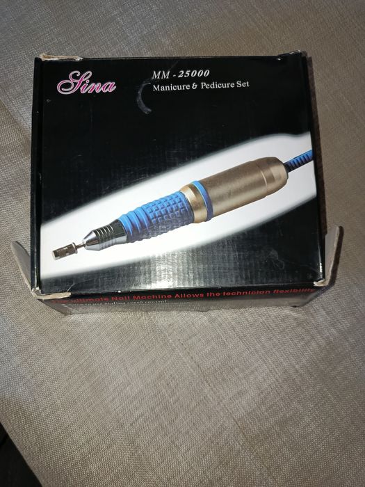 Фрейзер для манікюру з додатковими насадками