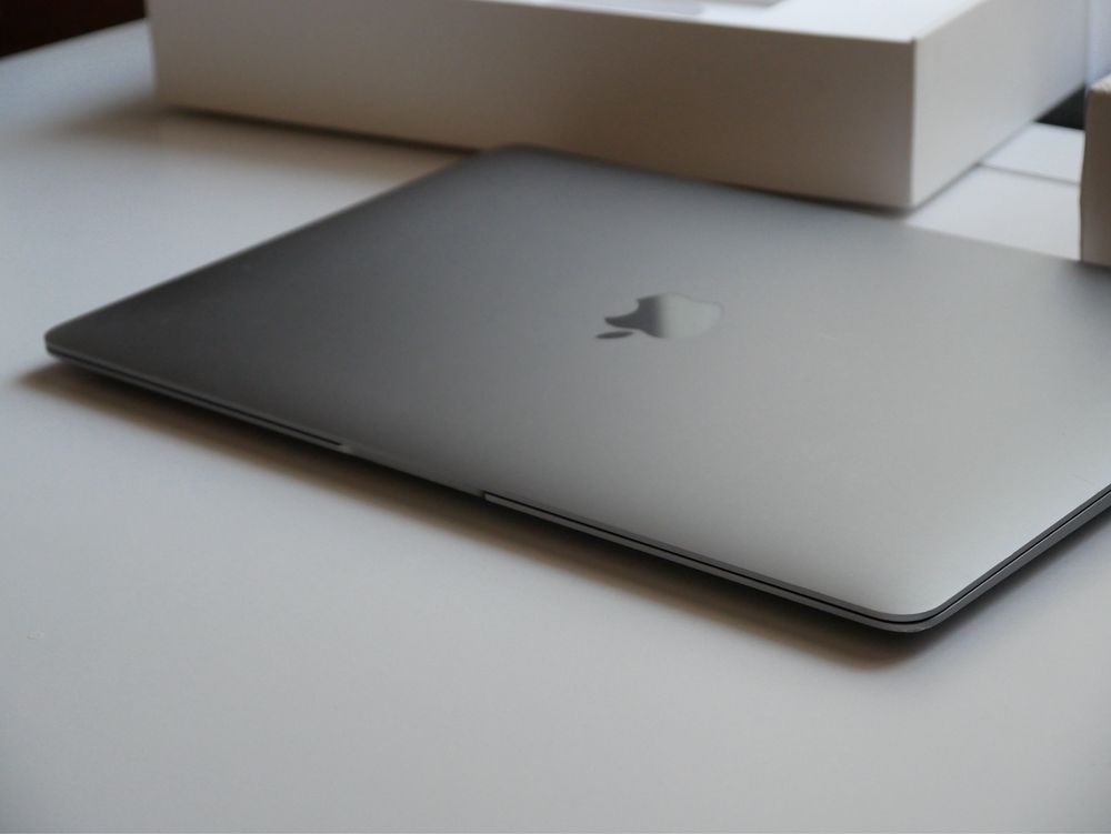MacBook Air 2020 | i5/16/256 | 96% Акб!