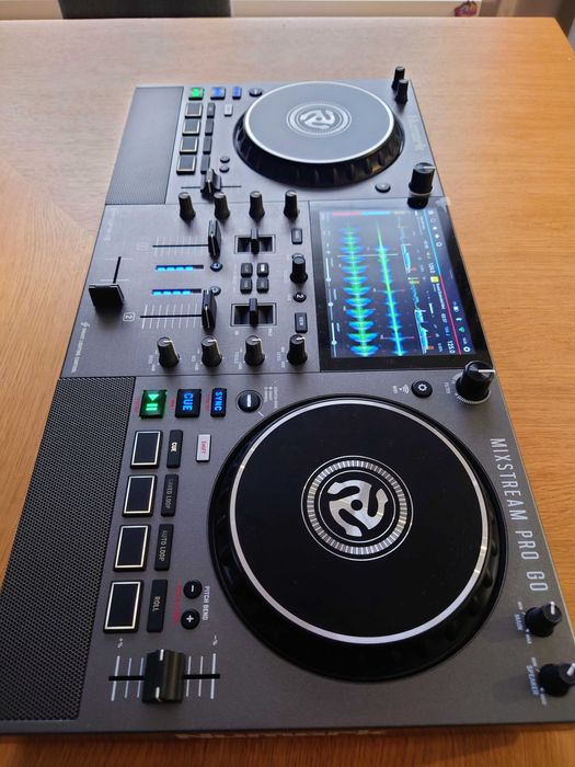 Numark MIXSTREAM PRO GO przenośna konsola dj