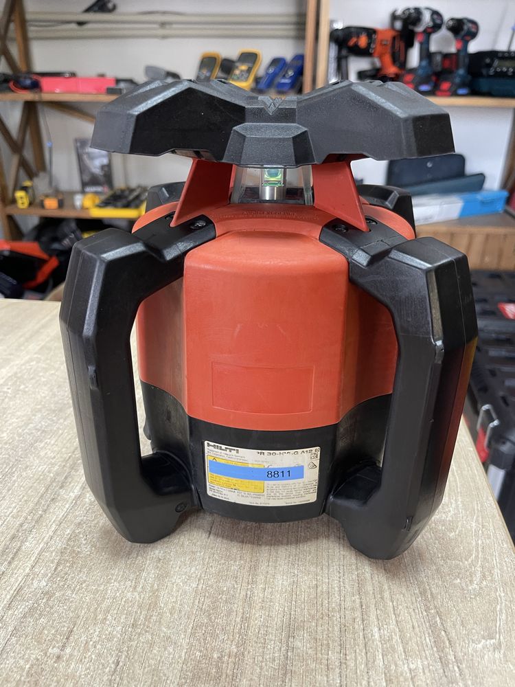 Hilti PR 30-HVSG A12 / ротаційний лазерний нівелір Хілті
