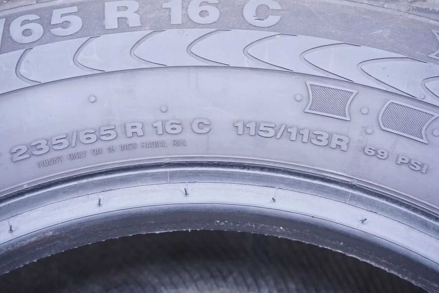 Opona Continental Vanco 2 235/65/16 C 115/113 R