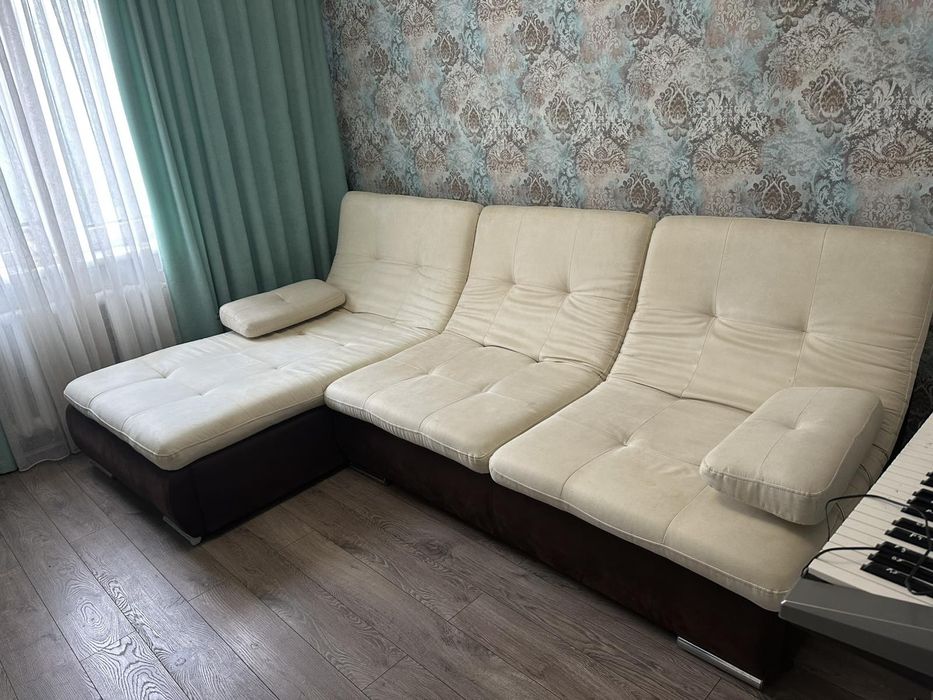 Диван в гостинную