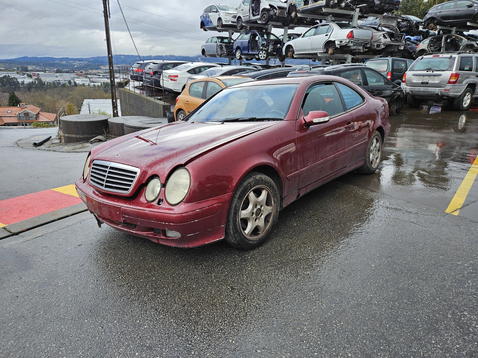 Mercedes-Benz CLK 320 W208 de 1999 para peças