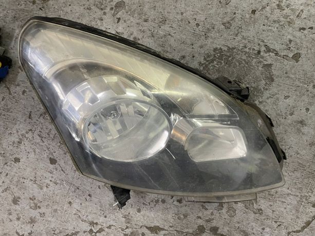 LAMPA PRAWA PRZÓD KOLEOS