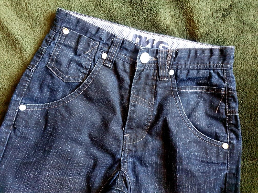 Spodnie jeansowe 152 DWG