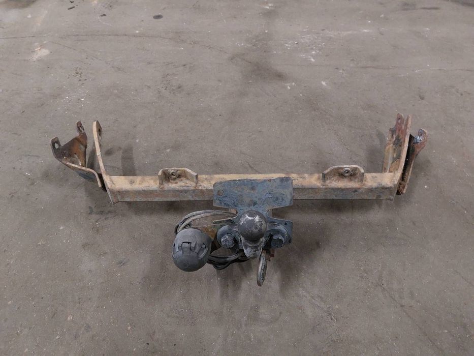 HAK HOLOWNICZY BRAK TABLICZKI FORD TRANSIT IV