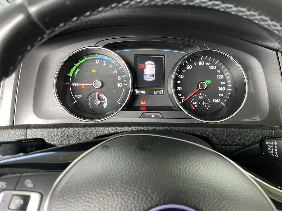 Volkswagen e-golf 2014 рік