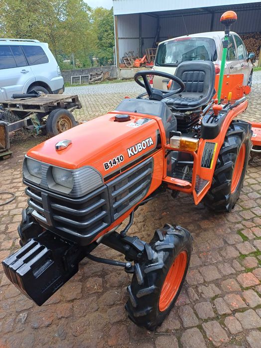 TRATOR KUBOTA B 1410