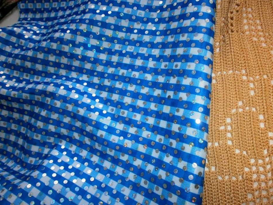 ткань нарядный трикотаж с пайетками , крой платье сарафан