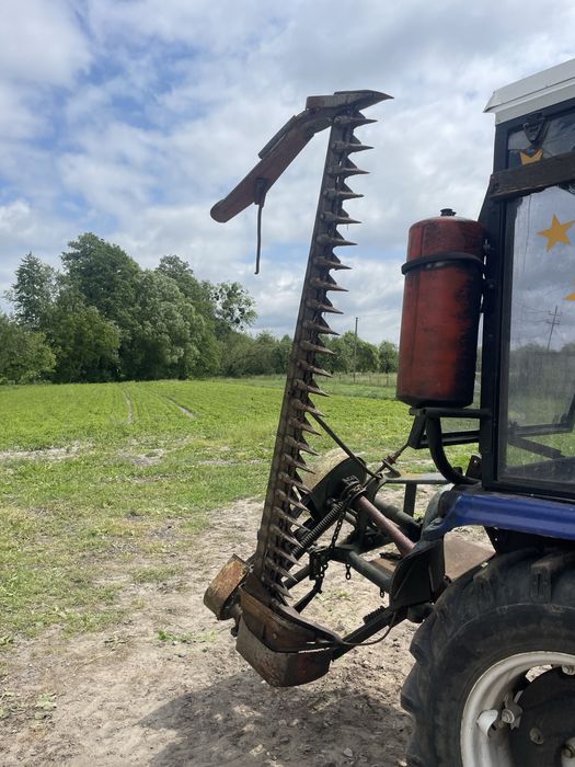 Продам  Косарку.