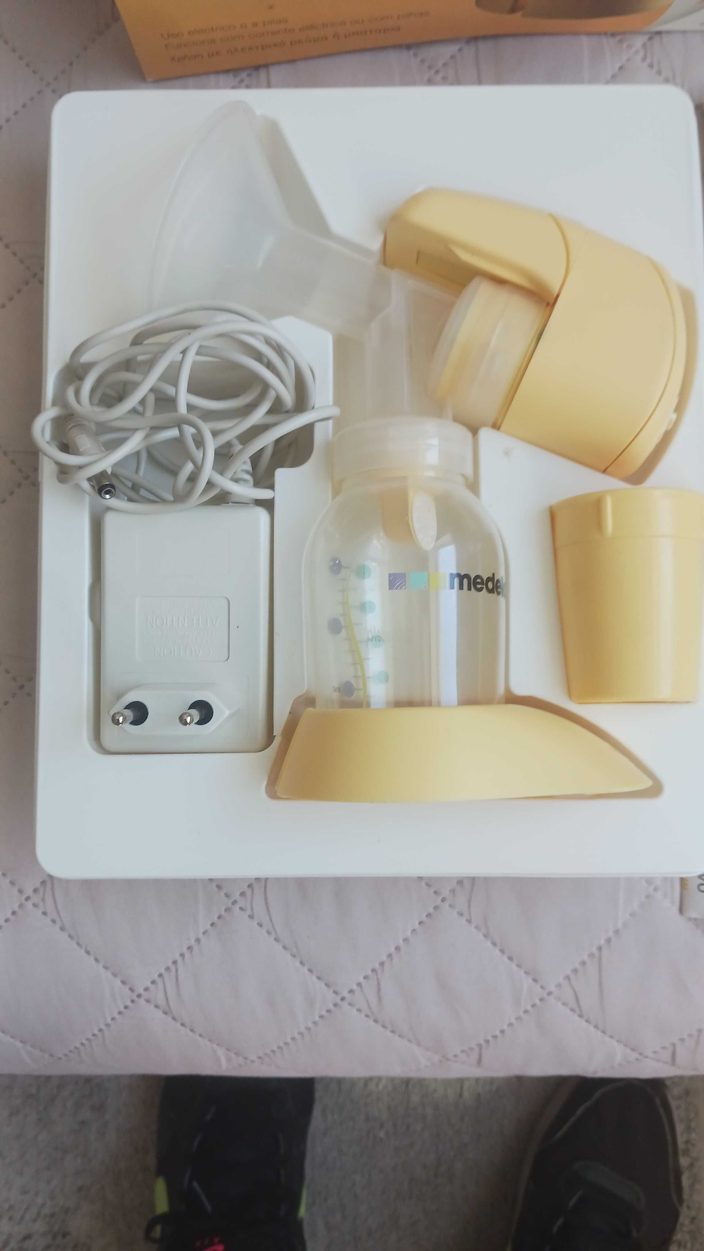 Extrator de leite materno elétrico marca MEDELA Mini Electric (usado)