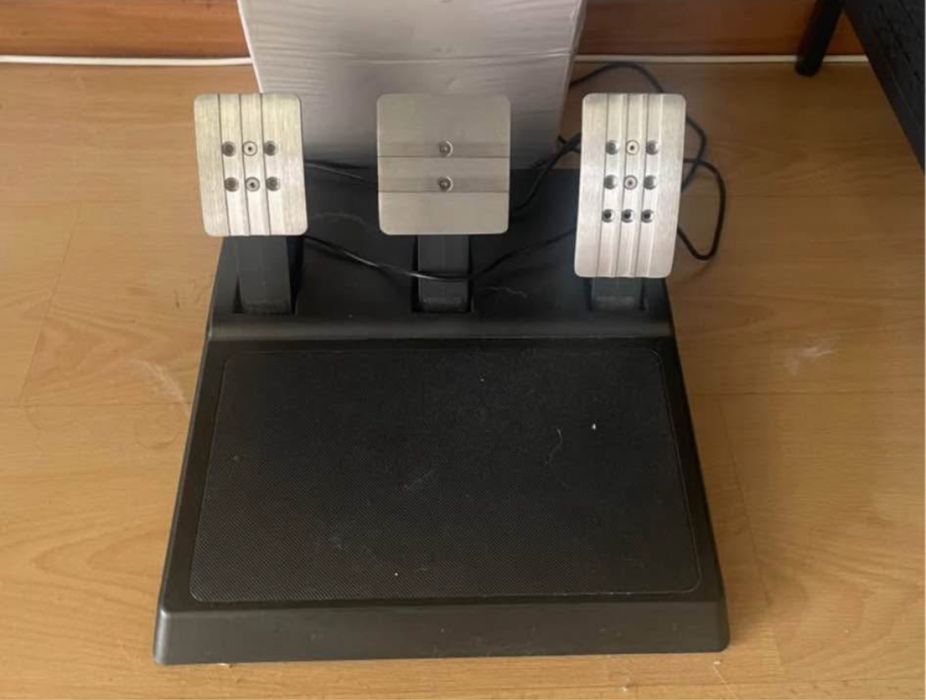 thrustmaster t300 rs gt edition