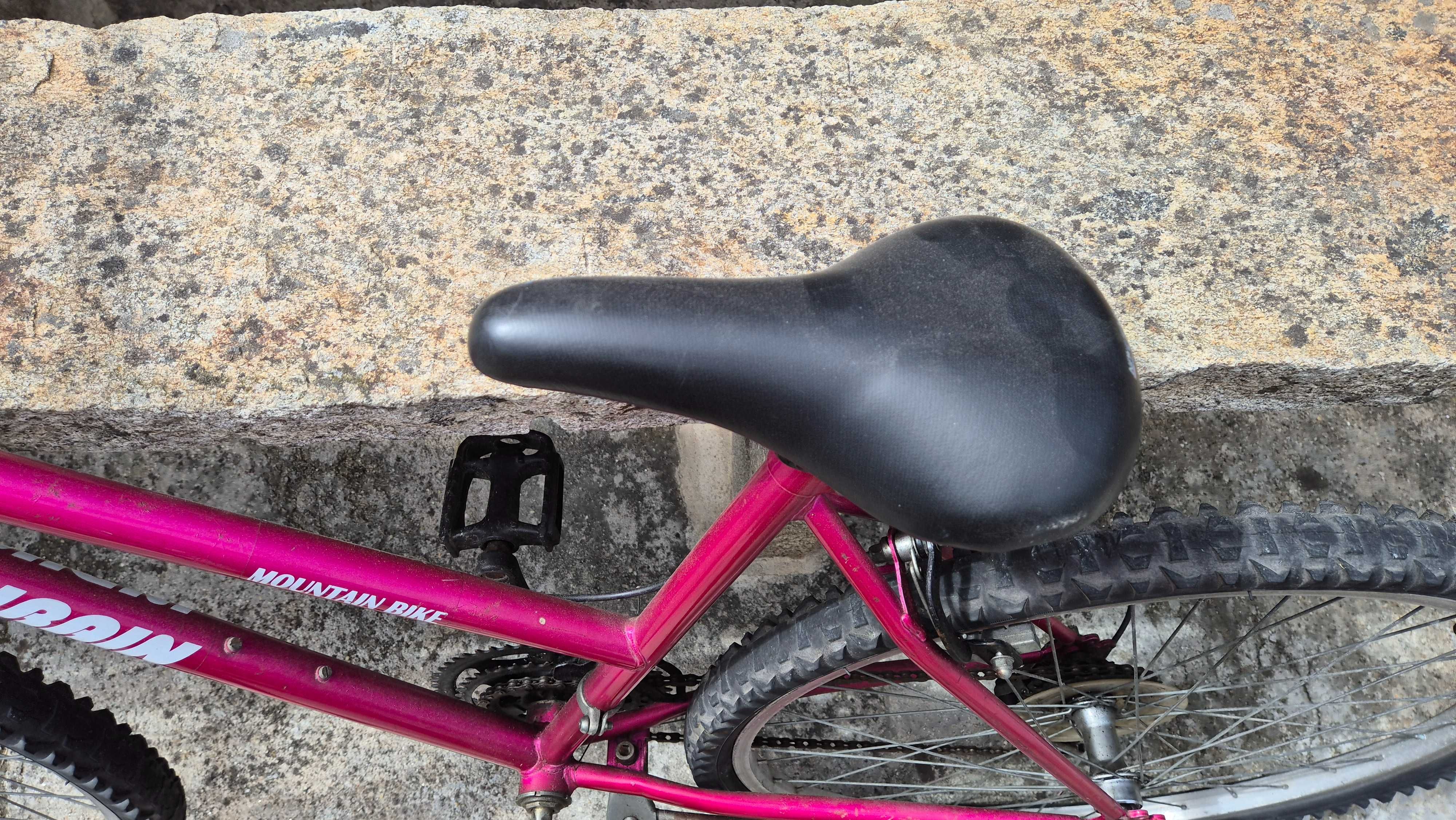 Bicicleta em bom estado geral