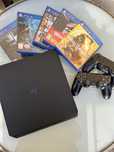 Play Station 4 + 2 gejmpada + 5 gier GRATIS