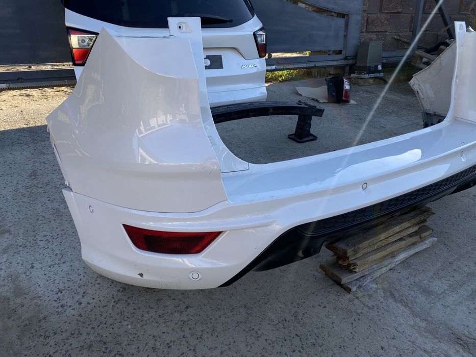 Ford Kuga | Escape mk2 2013 - 2018 кришка багажника, бампер, фанарі