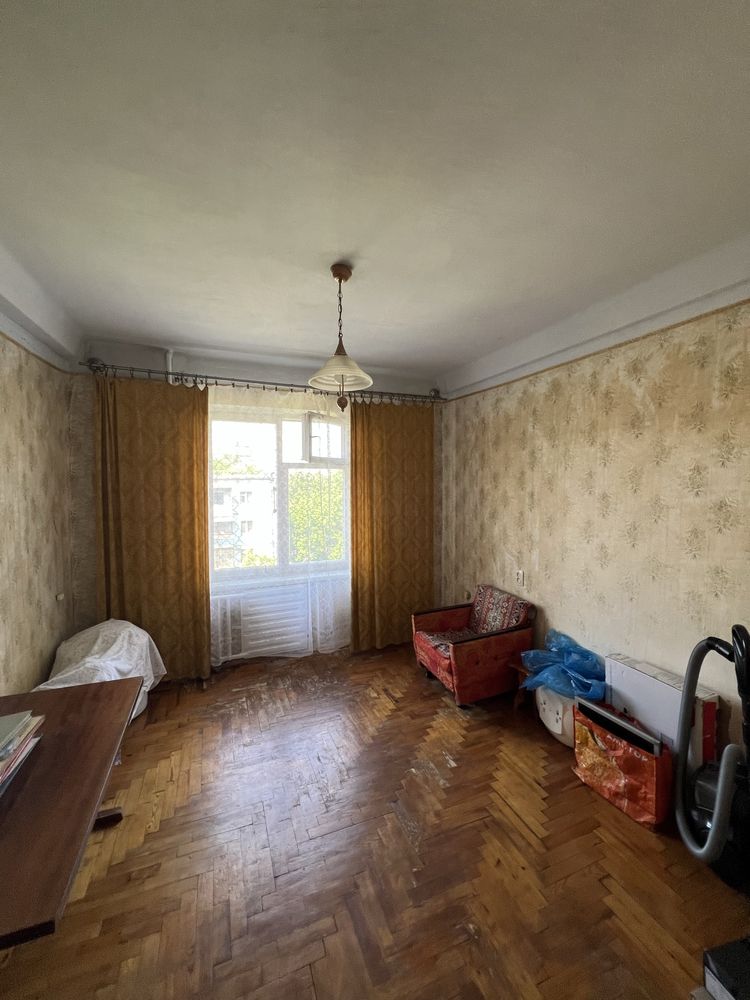Продается 3 х комн. кв. Центр Хортицкого района