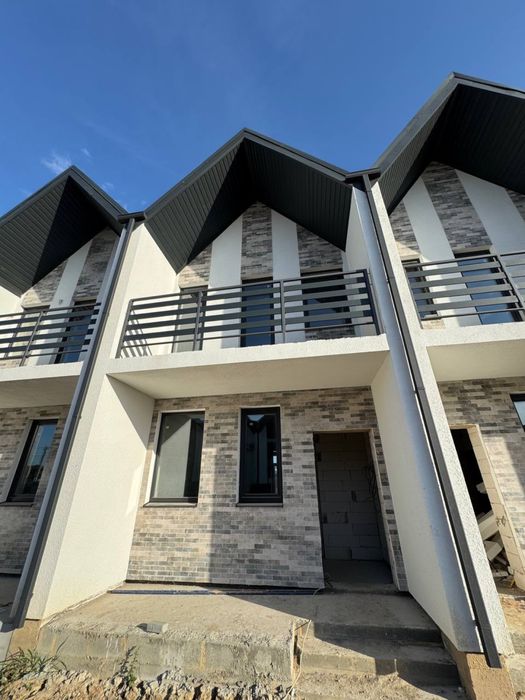 Таунхаус/73м2/ Закрита територія/Святопетрівське/Без комісії