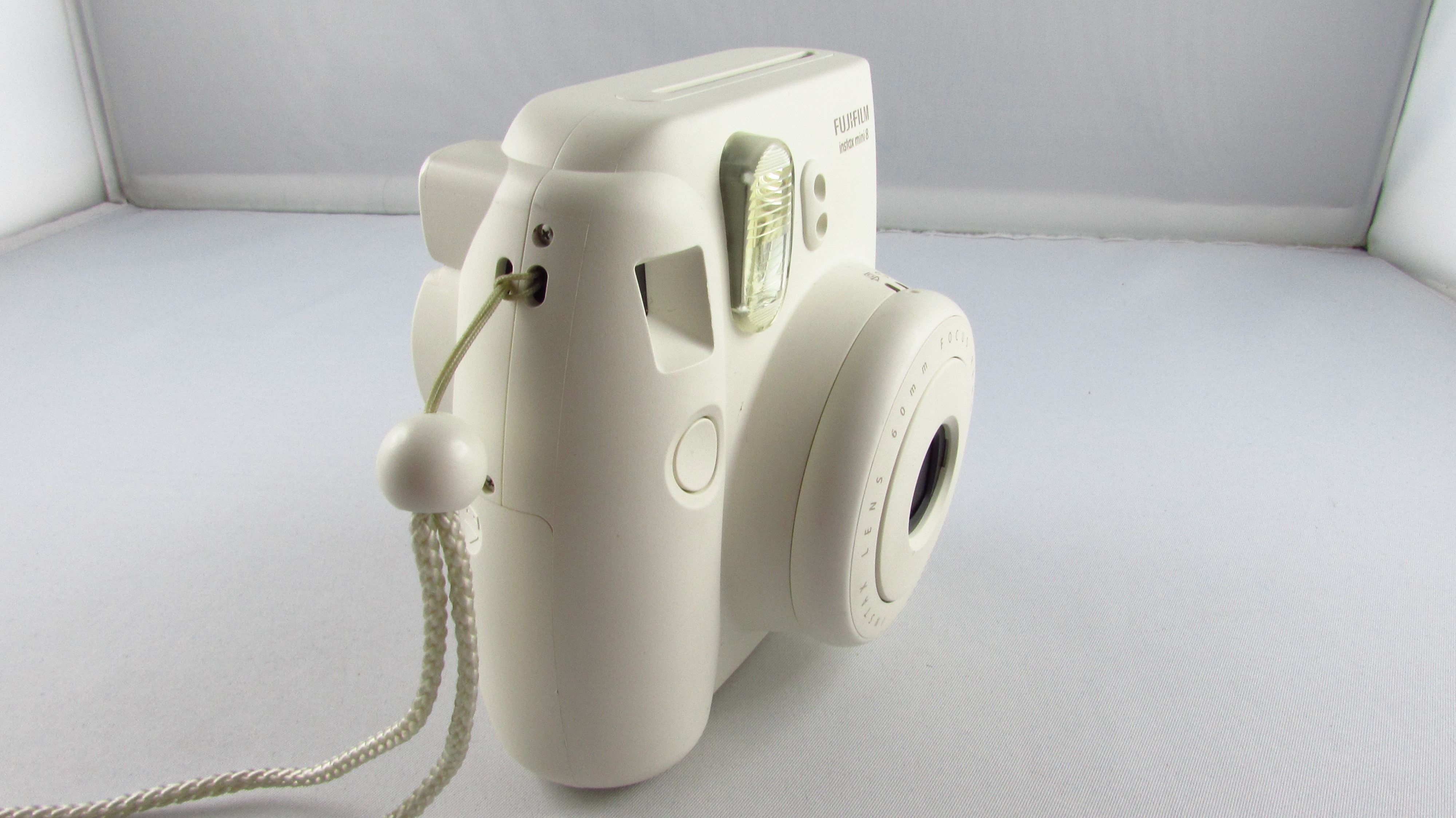 FUJIFULM - Instax Mini 8 Aparat Natychmiastowy Biały