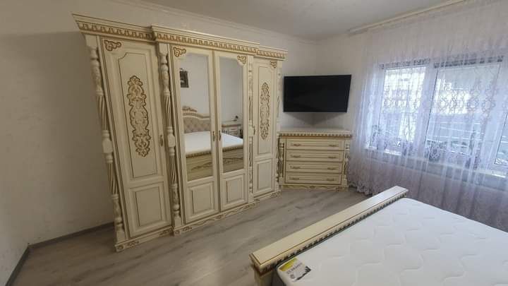 Дубові меблі від виробника