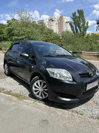 Продам ТOYOTA AURIS 2008 год