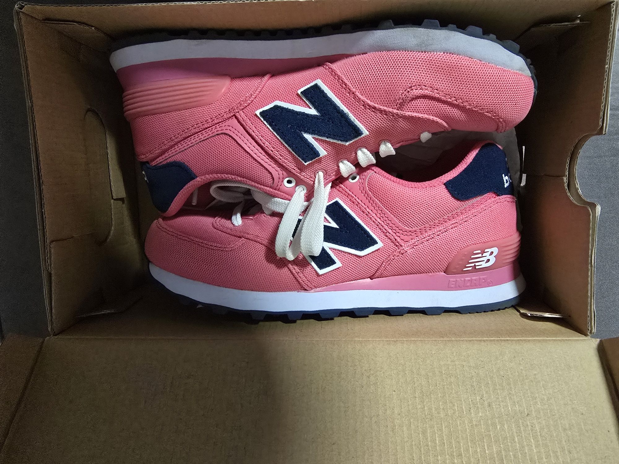 Sprzedam buty New Balance 38