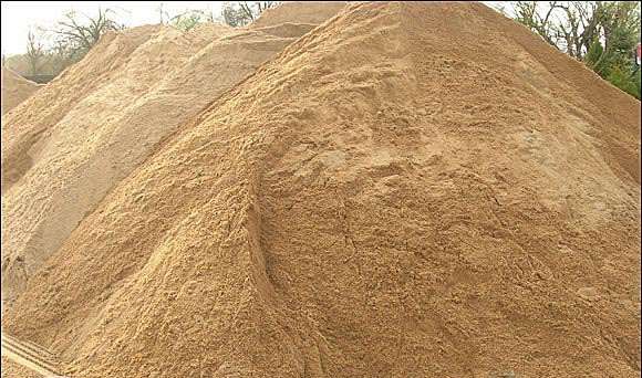 Piach, Piasek, wylewki, tynki,fundamenty,pod kostkę,siany, płukany