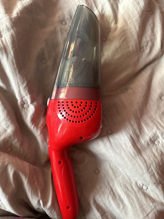 Пылесос для машины  dirt devil беспроводной