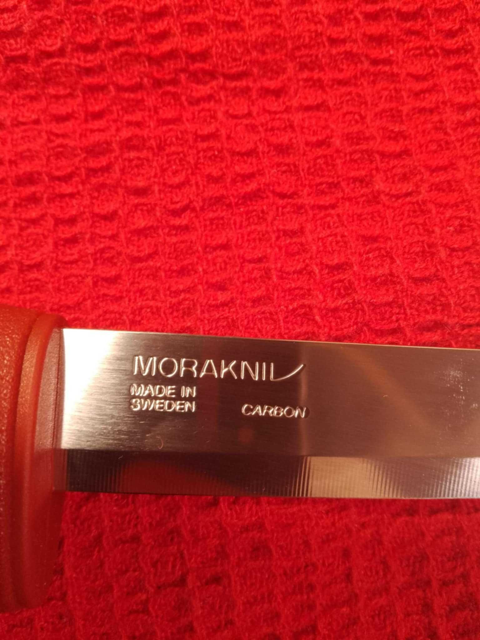 Nóż myśliwski Mora Morakniw ostra stal Spyderco biwak na grzyby