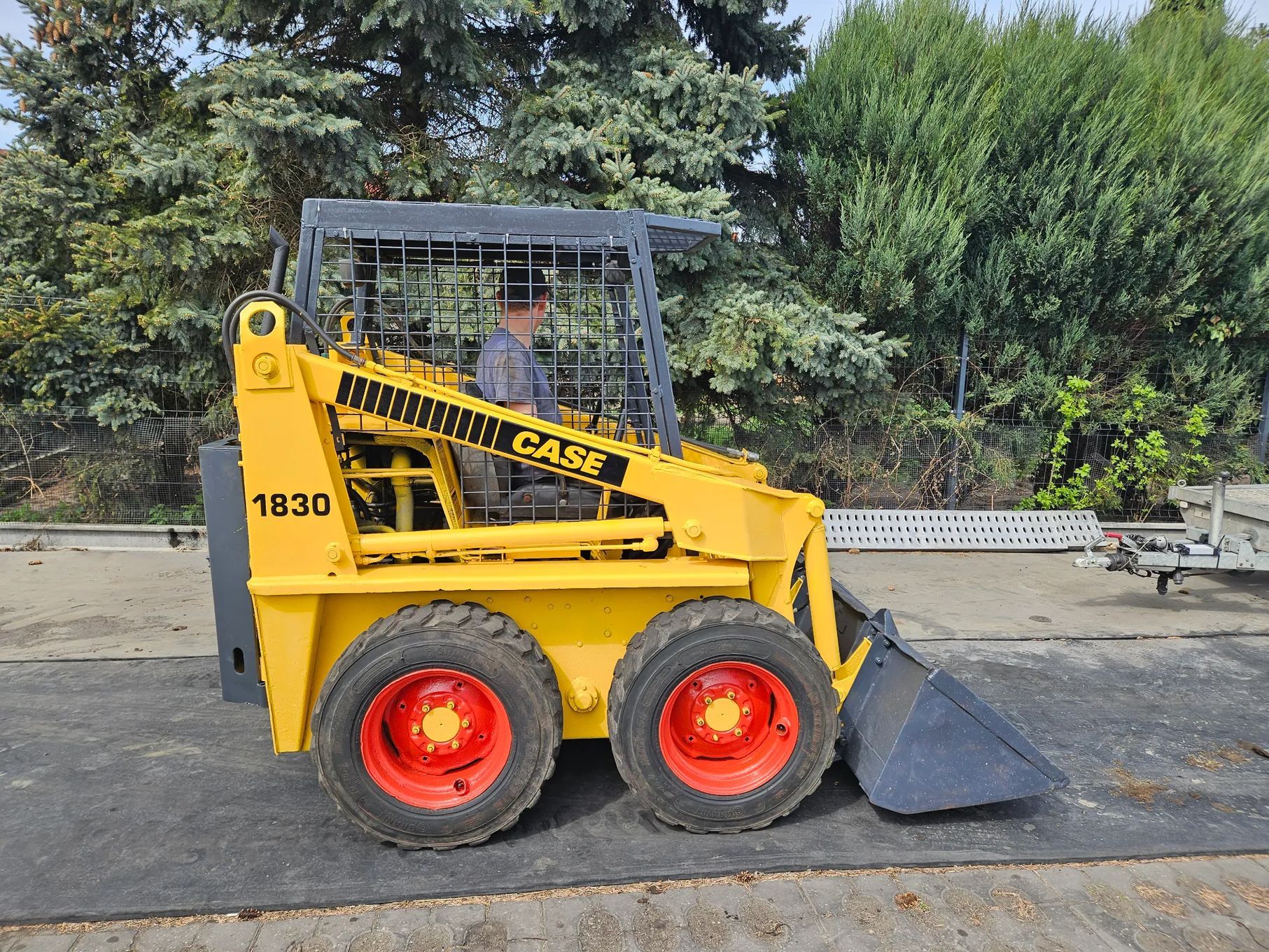 Thwaites 5000  Miniładowarka  Bobcat  Case 1830  Ładowarka