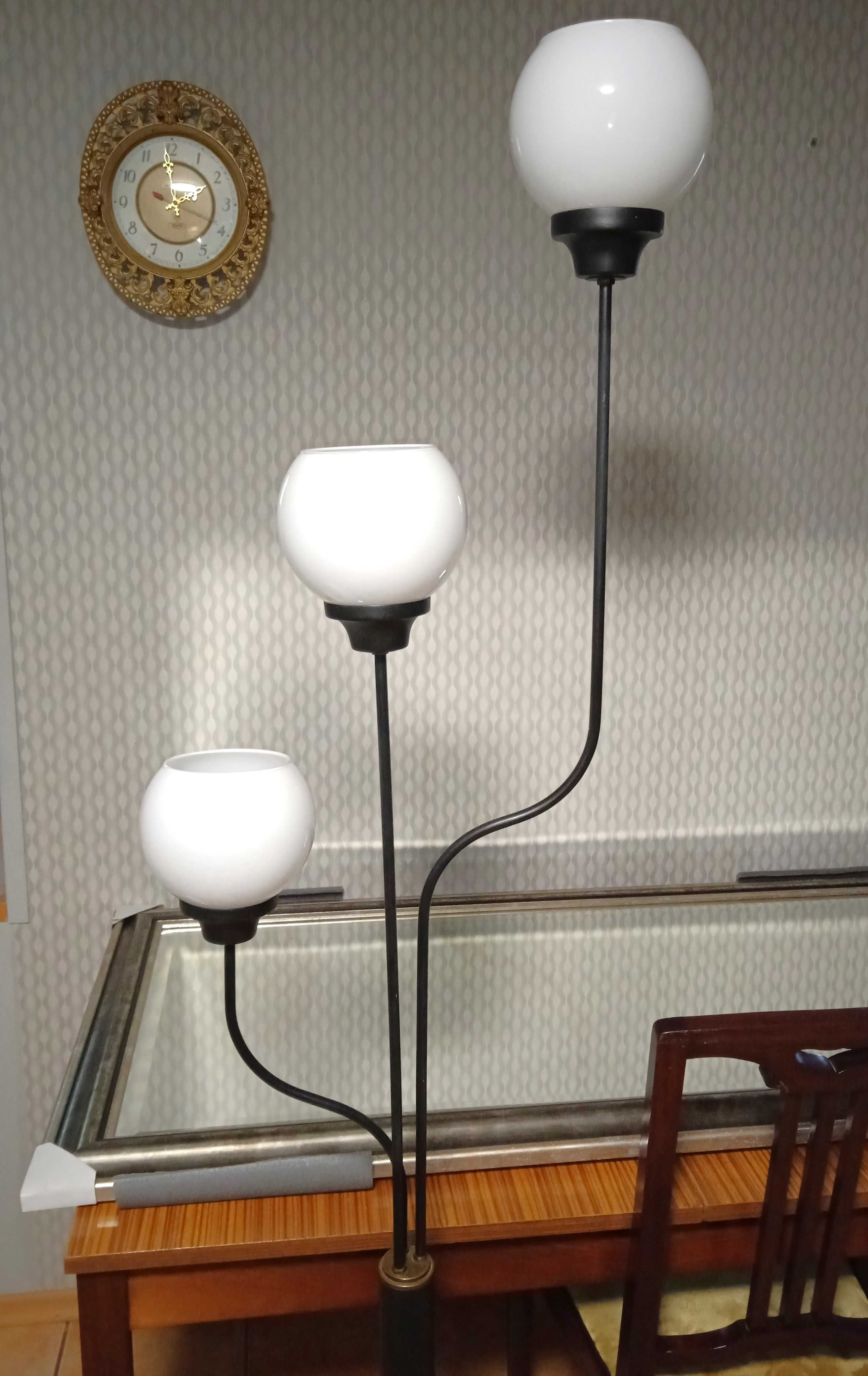 LAMPA podłogowa stojąca szklane klosze używana sprawna