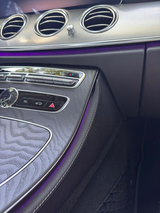 Mercedes Benz E klasa 220d 194km