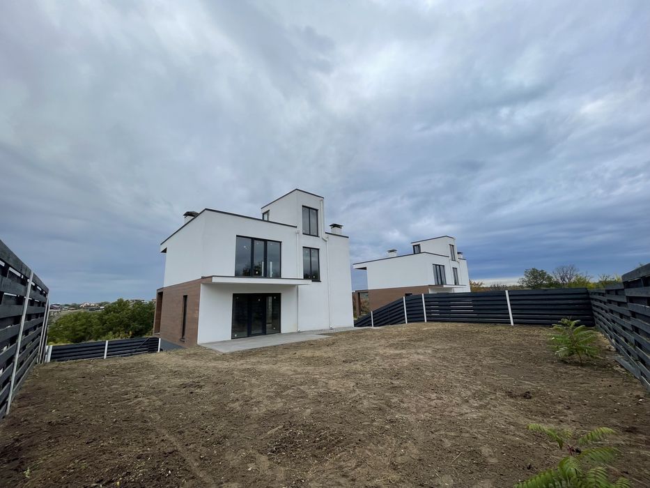 Дом Лесники