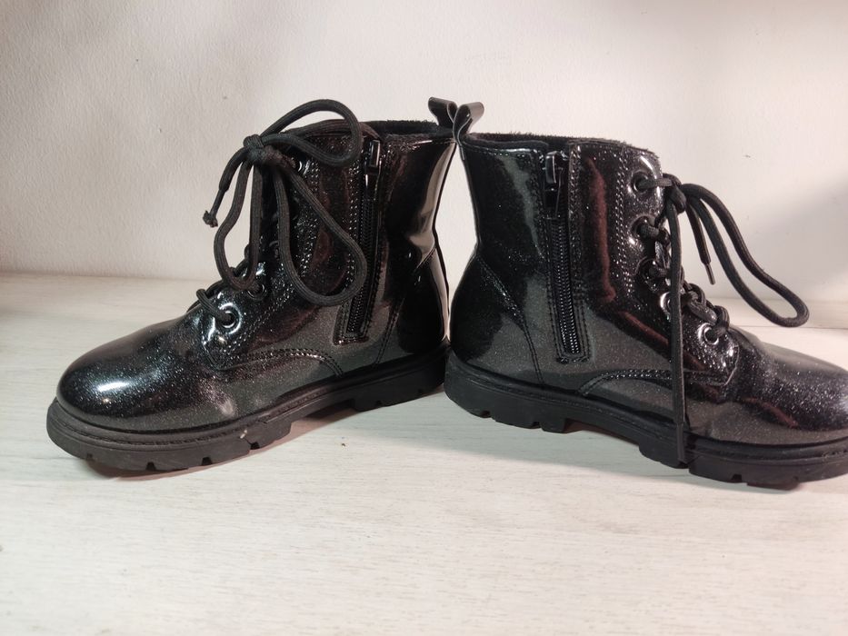 Botki lakierowane, rozm 29
