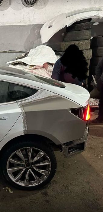 Покраска навесных деталей кузова авто