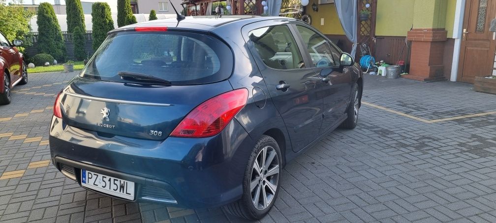 Peugeot 308 2.0 hdi 150km  2012r