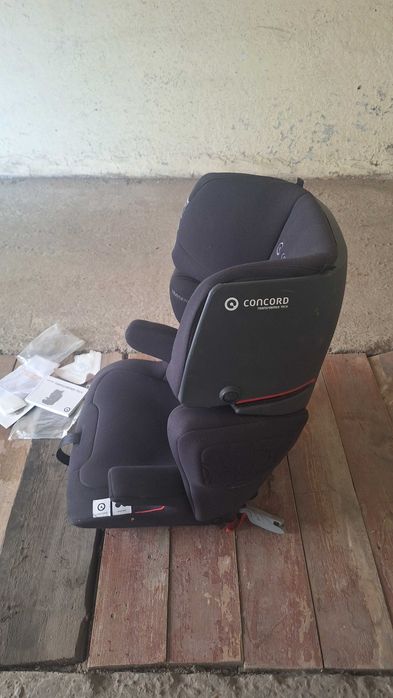 Продам дитяче автокрісло ,Concord Transformer Tech в ідеальному стані