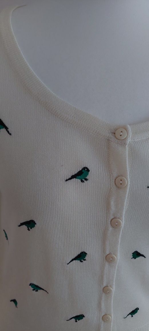 Peacocks r.38 uroczy sweterek rozpinany w ptaki/ptaszki