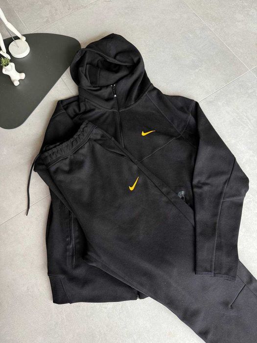 Nowe dresy Nike Nocta Black