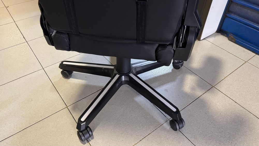 Cadeira gaming DXRACER