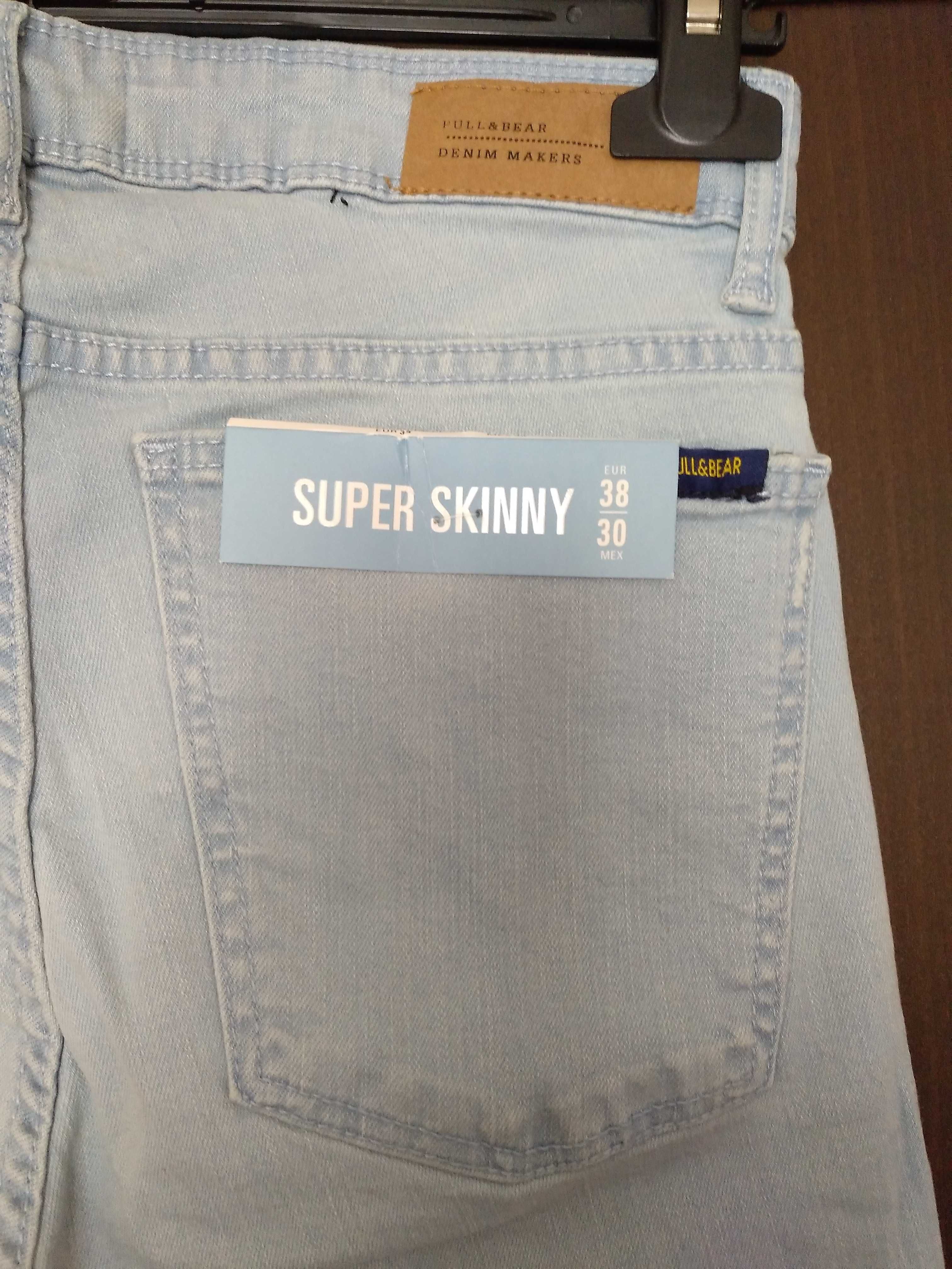 Spodnie nowe PULL& BEAR , rurki, EUR 38, MEX 30