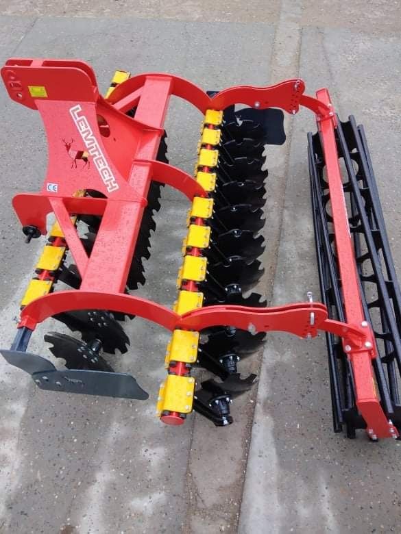 Brona talerzowa ciężka 2.7m talerz 560mm ekrany/ wał rura /struna